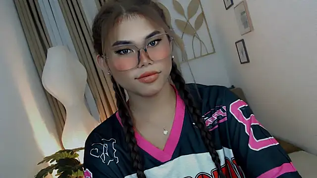 PrettyBlythes TS online show from June 25, 10:41 am