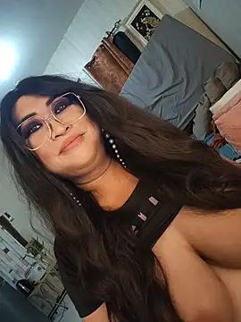 Mselegantjanina online show from August 7, 5:25 am