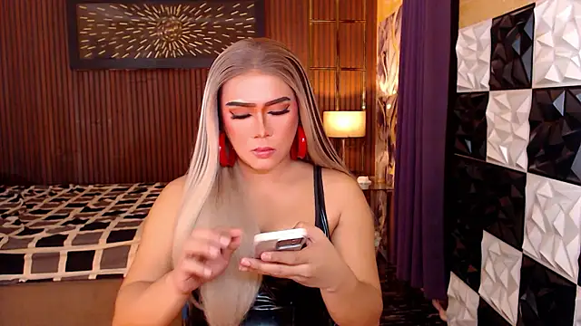 Seductivemeganxx online show from March 18, 8:57 am