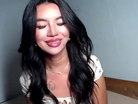 thinker belle online show from April 29, 6:14 pm