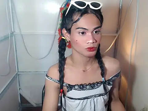 bellalot online show from March 7, 2:50 am