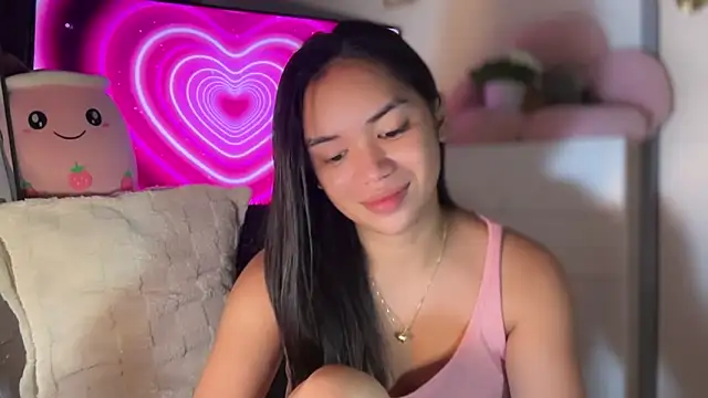 MeJustee online show from November 23, 4:31 pm