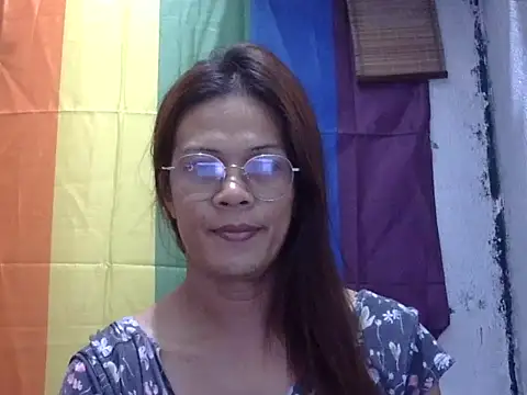 juicycum069 online show from July 5, 12:16 am