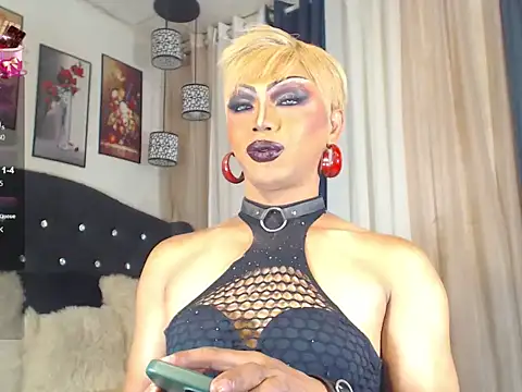 SmokingDomDiva online show from April 7, 12:55 am