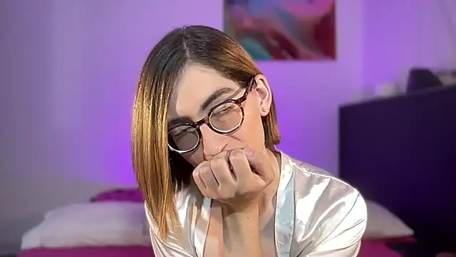 rousseblossom online show from October 10, 1:17 am