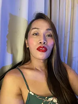 RomanticPearlTS online show from May 3, 3:05 pm