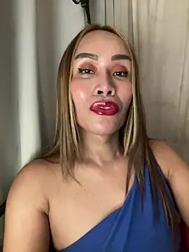 RomanticPearlTS online show from August 6, 2:35 pm