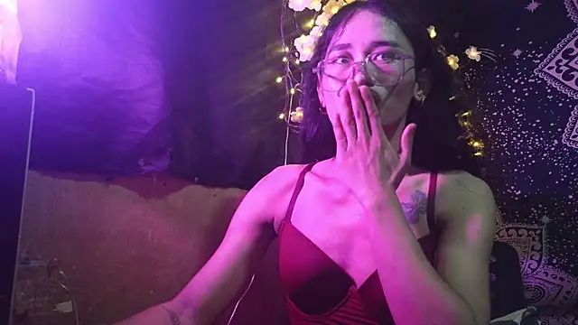 Madylinebigcock69 online show from July 12, 7:45 am