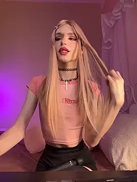 madi snow online show from November 22, 12:29 pm