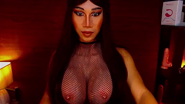 Snapshot of JayeTan chatting on October 3, 11:43 am JayeTan online show from October 3, 11:43 am