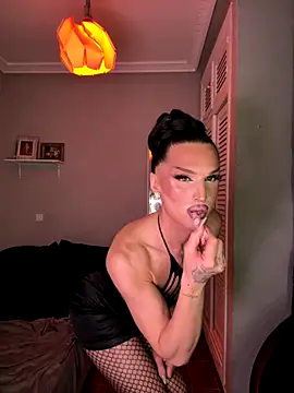 lacattiva online show from September 8, 9:13 pm