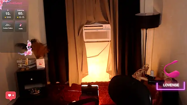 IamRaeganDolls69 online show from July 11, 3:22 am