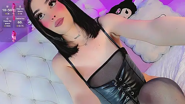 Cattleya White ll online show from July 30, 9:25 pm