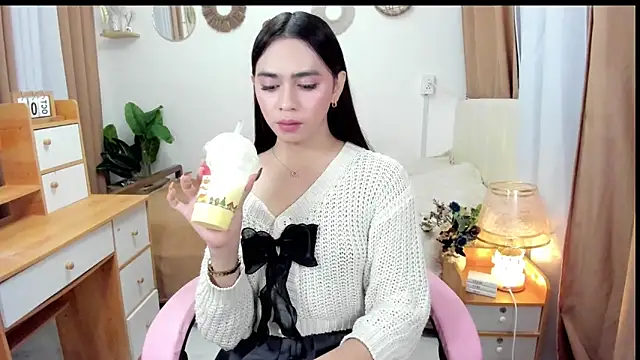 joyfulmartinaa online show from October 6, 3:56 pm