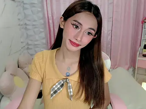 Snapshot of Ur_sweettranspinay chatting on November 1, 12:46 pm Ur sweettranspinay online show from November 1, 12:46 pm