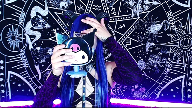 naomi satan online show from April 5, 7:34 pm