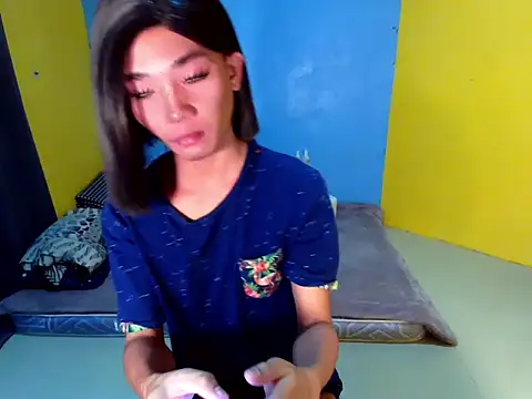 Petite HugeCock online show from April 20, 2:35 am