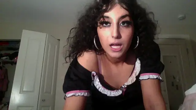 gigifox220 online show from September 14, 7:46 am