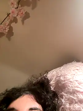 gigifox220 online show from October 4, 6:47 am