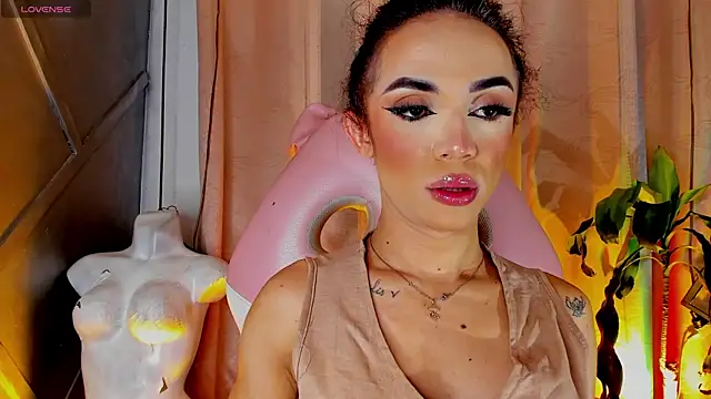 Cristal Gem1 online show from July 19, 6:17 am