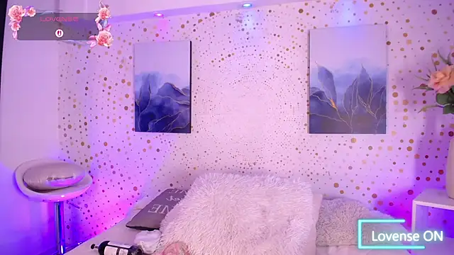 Emily Vaughan online show from January 19, 3:26 am