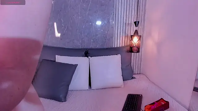 Missblonde doll online show from November 11, 9:38 pm