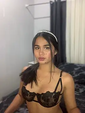 AngelHille online show from March 13, 2:50 am