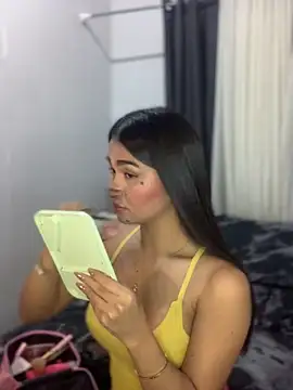 AngelHille online show from March 14, 11:58 am