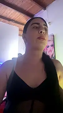 lola diez online show from July 18, 11:43 pm