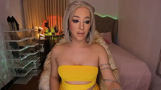 Dream Goddess online show from January 9, 11:48 am