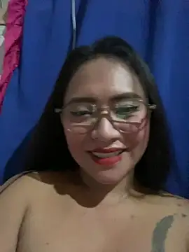 yourdevilsweettsx online show from March 5, 12:32 pm