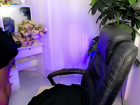 AngelitaDeputouch online show from November 16, 5:39 am