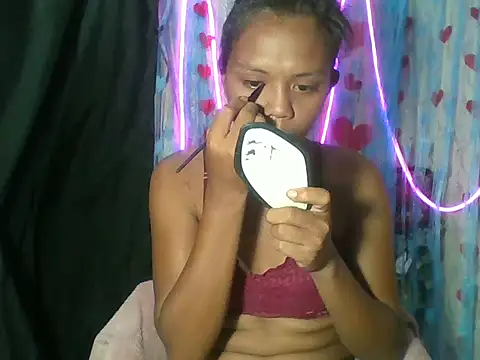 Kim25xxxx online show from May 3, 12:21 pm