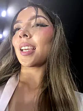 celestebellmont online show from October 29, 6:28 pm