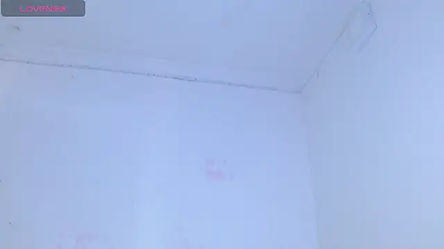 JuliethaFox online show from March 12, 9:53 pm