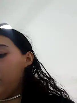 JuliethaFox online show from March 15, 9:51 pm