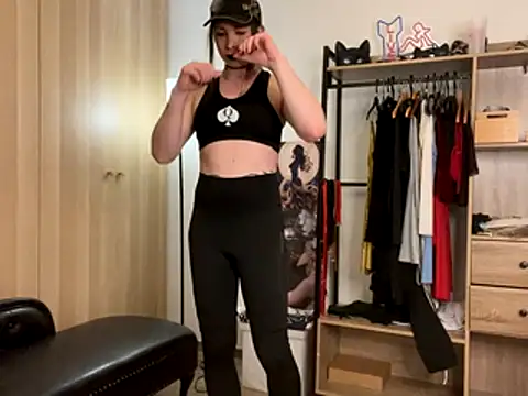 Aurorafang online show from October 28, 3:32 pm