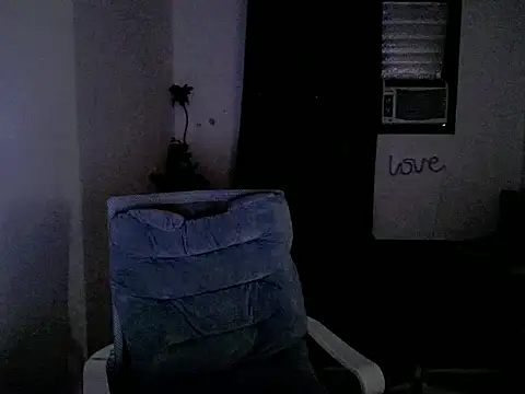 lubotakoxx online show from December 17, 12:49 am