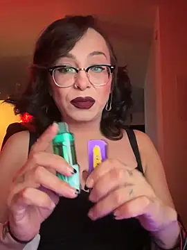 MiniMonroe online show from November 24, 10:50 am