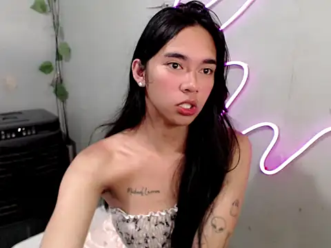miatrixs online show from March 27, 12:47 am
