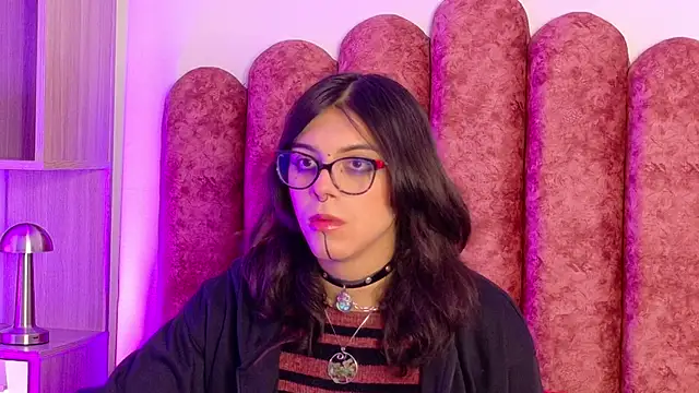 Lullaby Charade online show from November 17, 12:05 pm