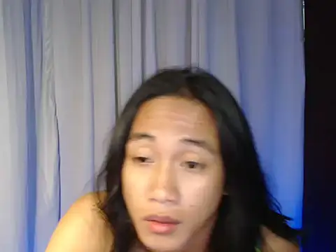 taylaxuxu online show from March 5, 9:47 am