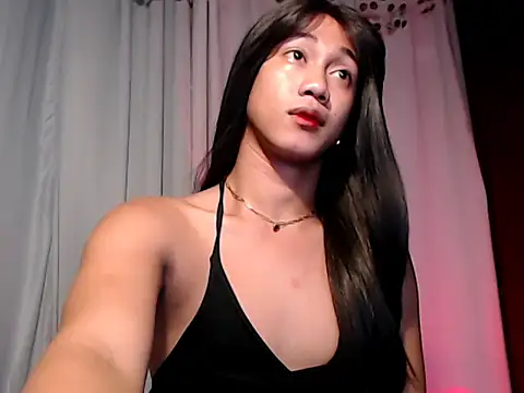 taylaxuxu online show from August 5, 5:13 am