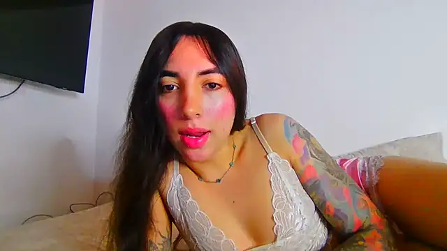 valeriahornier online show from August 1, 2:12 am