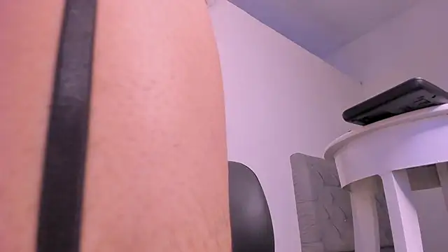 AnthonellaBrowm online show from November 21, 9:49 pm