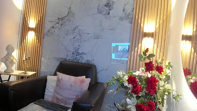 Nayla Monroee online show from November 5, 3:01 pm