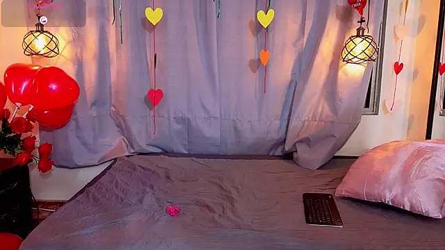 Flor Gil online show from February 15, 4:52 am