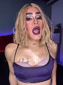 melani ferraraa  online show from April 28, 3:44 am