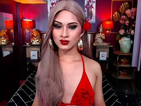 Plastique PATRICIA online show from March 20, 11:55 am