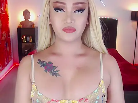 PlayfullOliviaTS online show from December 22, 5:01 am